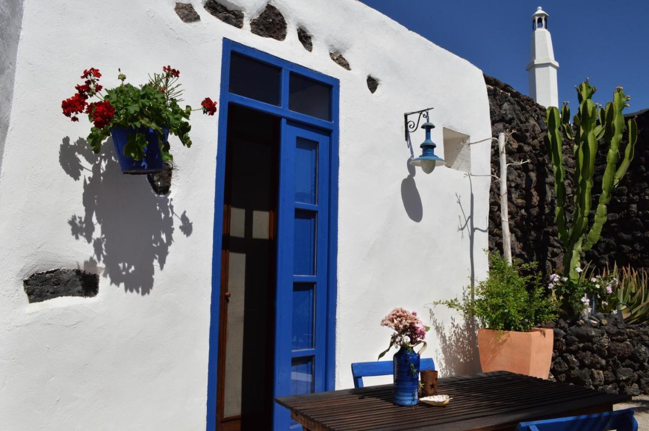 Stylish Getaway With Secluded Patio In Lava Finca Uga 외부 사진